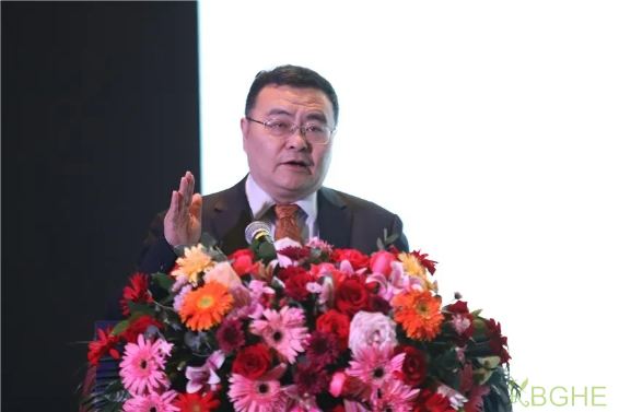 商务部国际市场研究所副所长 白明